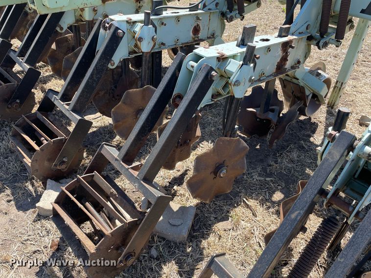 image for item MS9566 Orthman 1TRIPR  strip-till