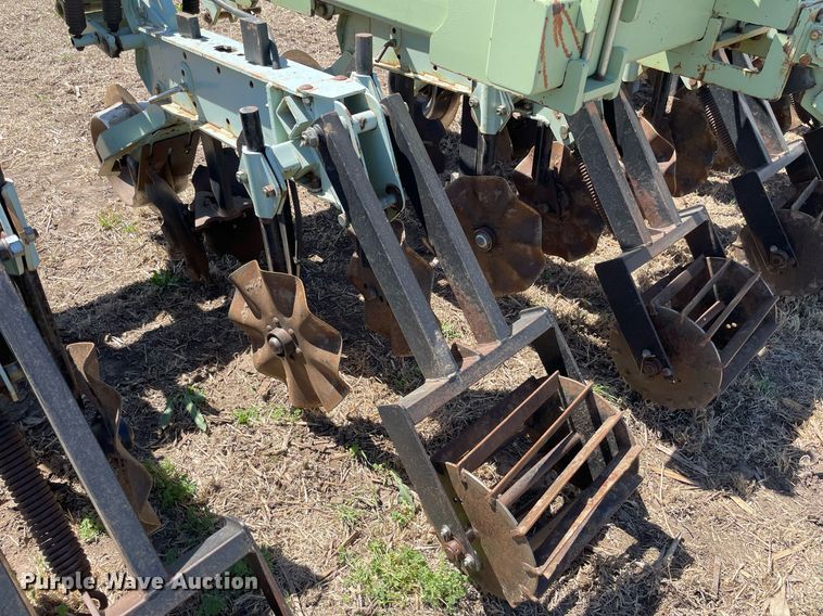 image for item MS9566 Orthman 1TRIPR  strip-till