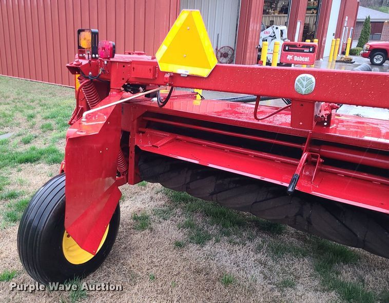 image for item MX9628 2016 New Holland H7230  disc mower