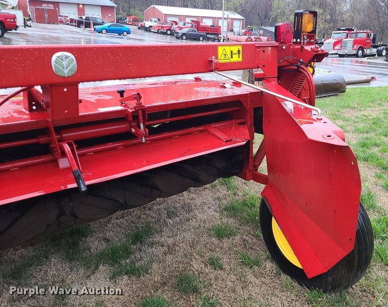 image for item MX9628 2016 New Holland H7230  disc mower