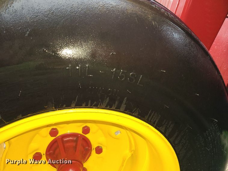 image for item MX9628 2016 New Holland H7230  disc mower