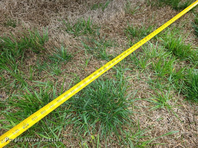 image for item MX9628 2016 New Holland H7230  disc mower