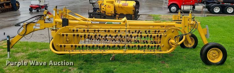 image for item MX9629 2019 Vermeer R2300  hay rake