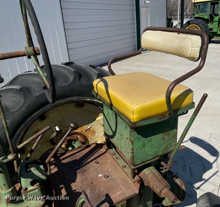 image for item MY9147 1947 John Deere GM  tractor