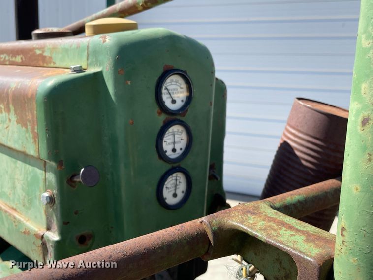 image for item MY9147 1947 John Deere GM  tractor