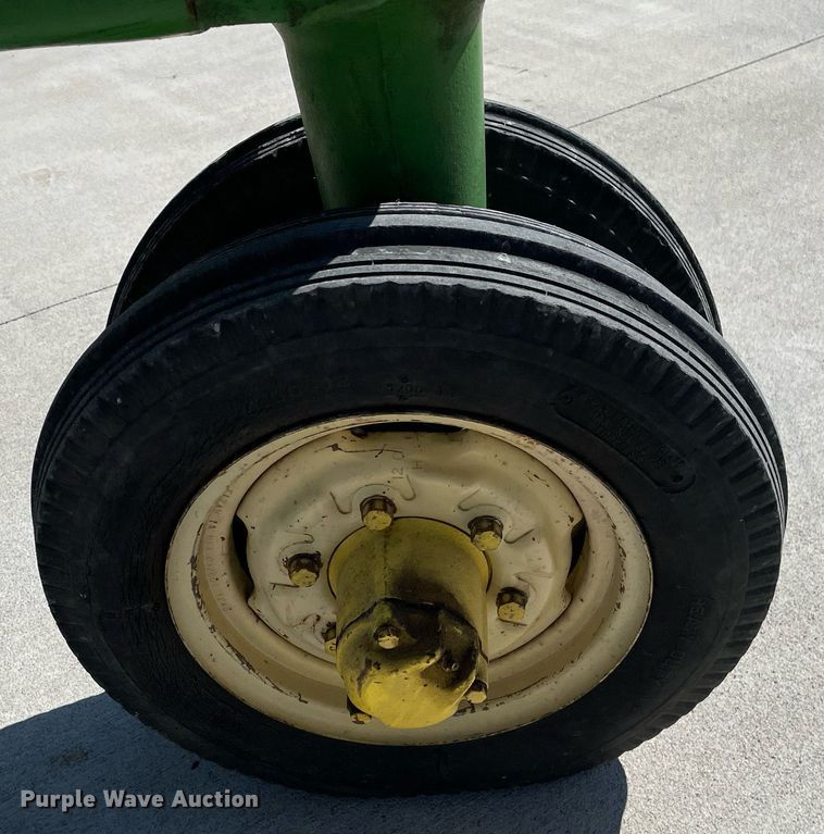 image for item MY9148 1952 John Deere A  tractor