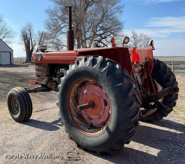 image for item MY9223 Massey Ferguson 1130  tractor