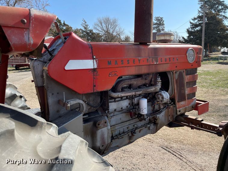 image for item MY9223 Massey Ferguson 1130  tractor