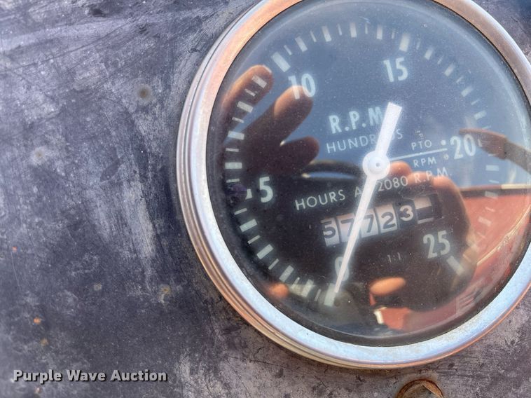 image for item MY9223 Massey Ferguson 1130  tractor