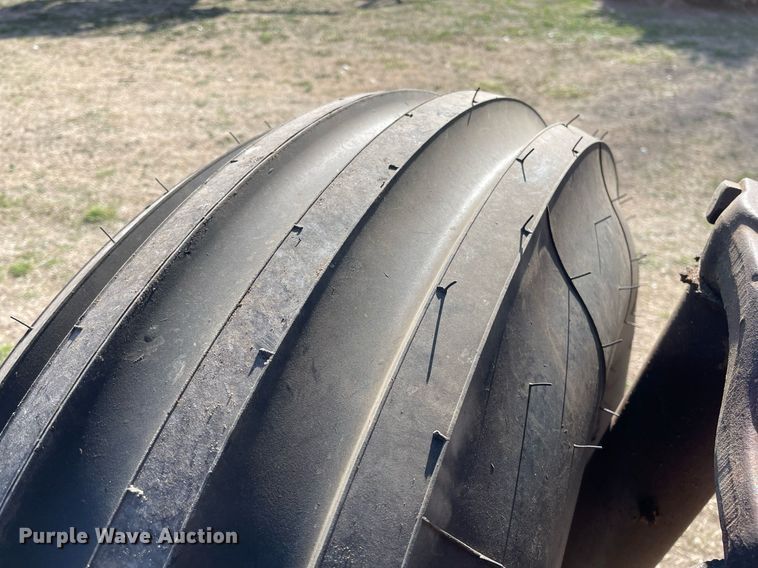 image for item MY9223 Massey Ferguson 1130  tractor