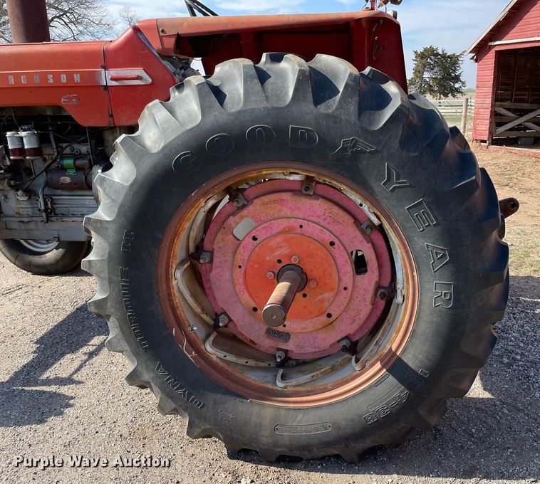 image for item MY9223 Massey Ferguson 1130  tractor