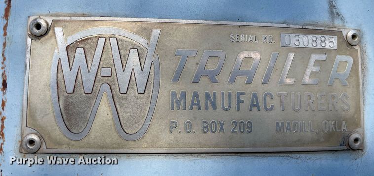 image for item MY9226 1974 W-W  livestock trailer