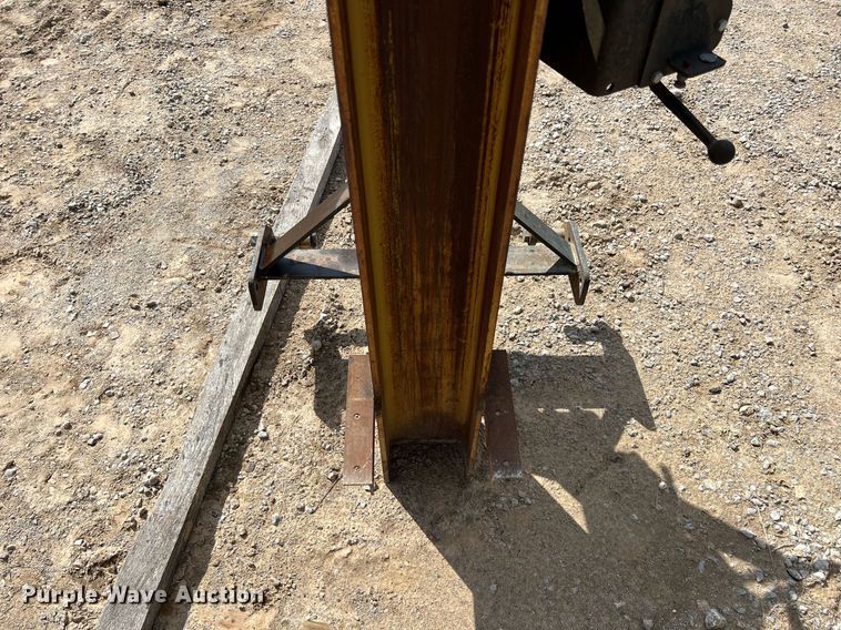 image for item MY9615 Price Bros  post driver