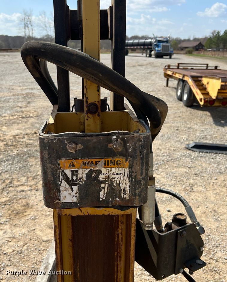 image for item MY9615 Price Bros  post driver