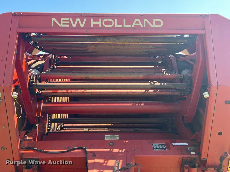 image for item MY9616 1988 New Holland 855  round baler