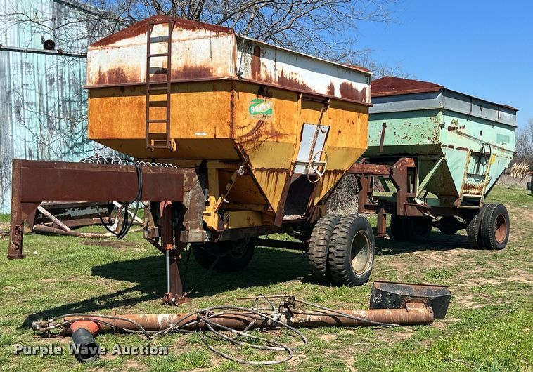 image for item MY9621 (2) gravity wagons