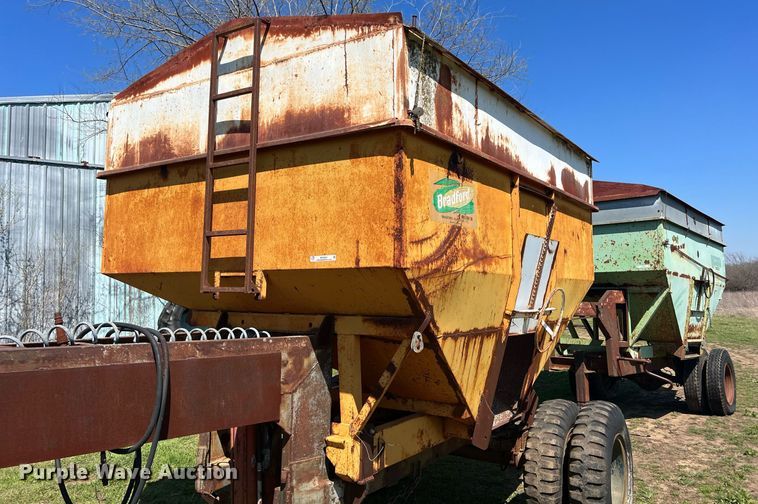 image for item MY9621 (2) gravity wagons