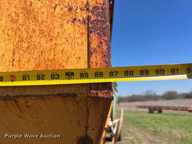 image for item MY9621 (2) gravity wagons