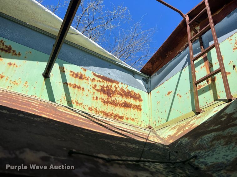 image for item MY9621 (2) gravity wagons