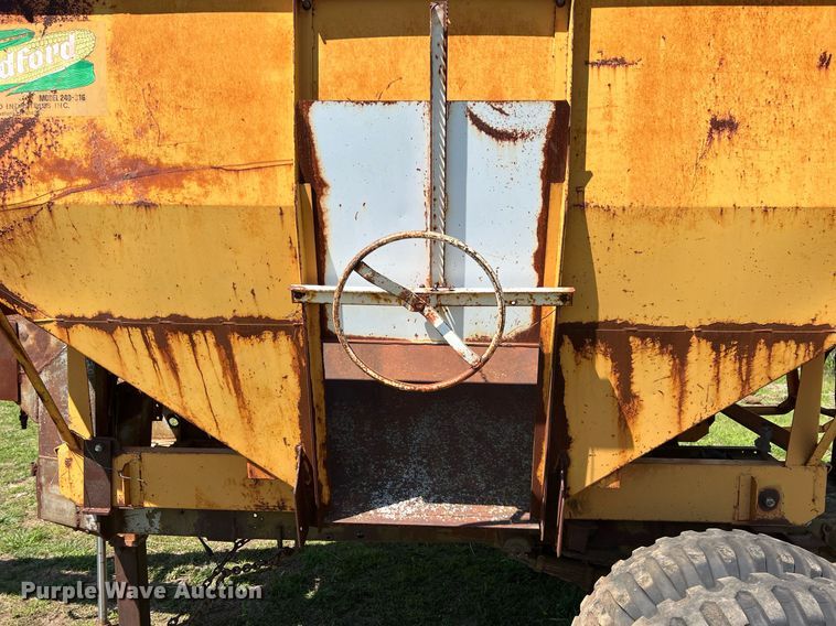 image for item MY9621 (2) gravity wagons