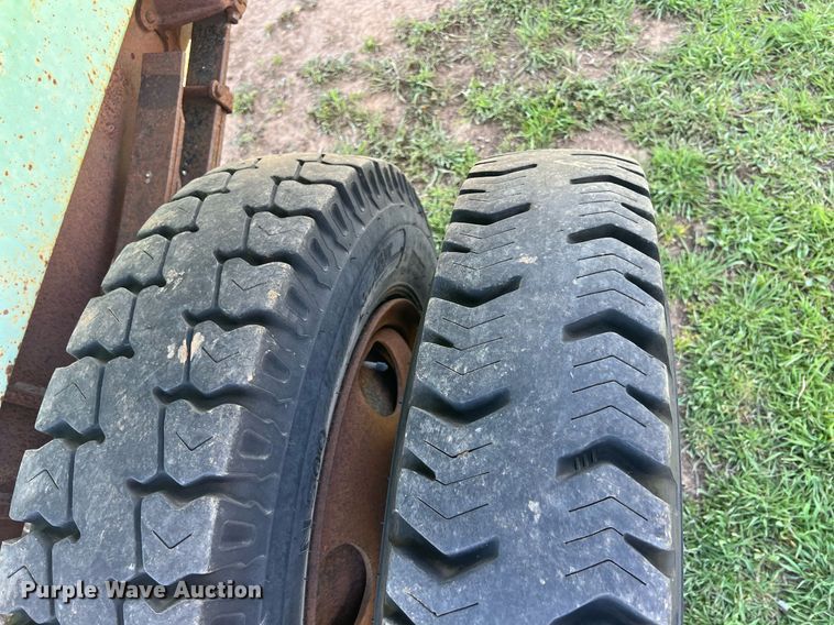 image for item MY9621 (2) gravity wagons