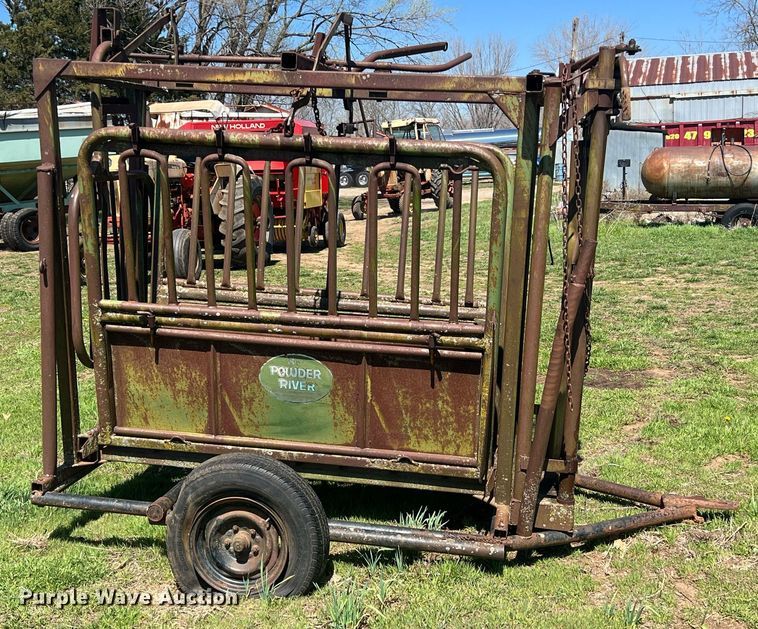 image for item MY9622 Powder River  livestock squeeze chute