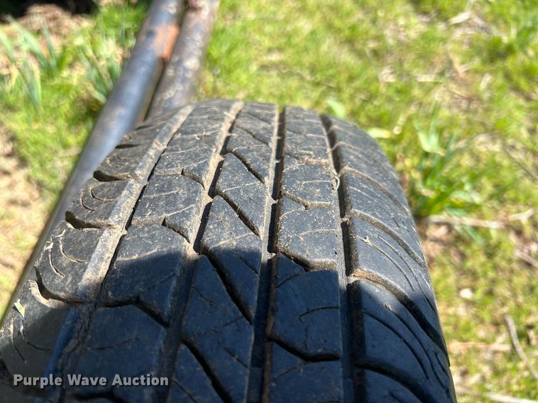 image for item MY9622 Powder River  livestock squeeze chute