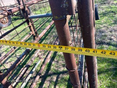 image for item MY9622 Powder River  livestock squeeze chute