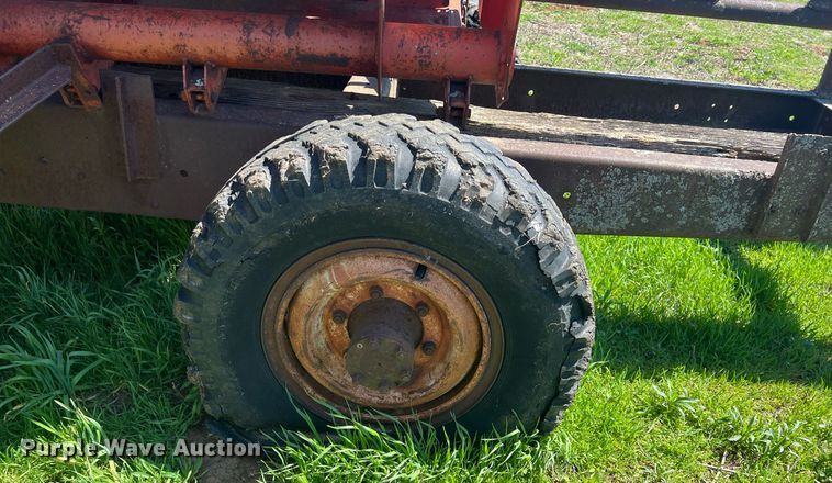 image for item MY9623 Allis Chalmers  corn head