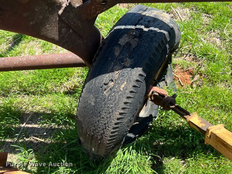 image for item MY9624 (2) New Holland 55 hay rakes