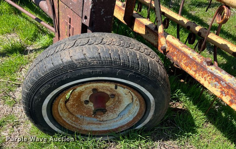 image for item MY9624 (2) New Holland 55 hay rakes