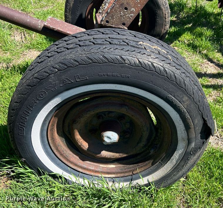 image for item MY9624 (2) New Holland 55 hay rakes