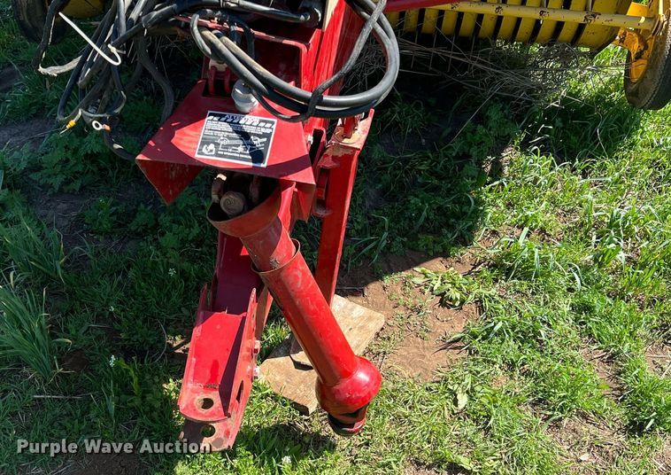 image for item MY9625 1989 New Holland 855  round baler