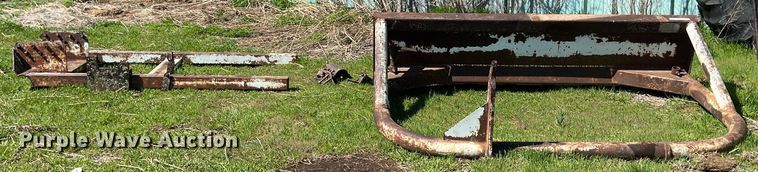 image for item MY9627 Shop built  8'W dozer blade