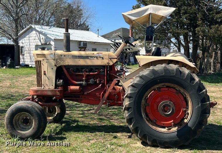 image for item MY9630 Case 941 Comfort King  tractor