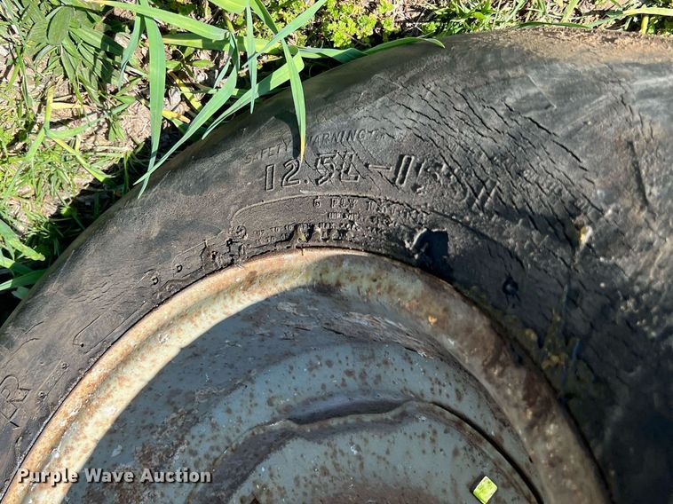 image for item MY9630 Case 941 Comfort King  tractor