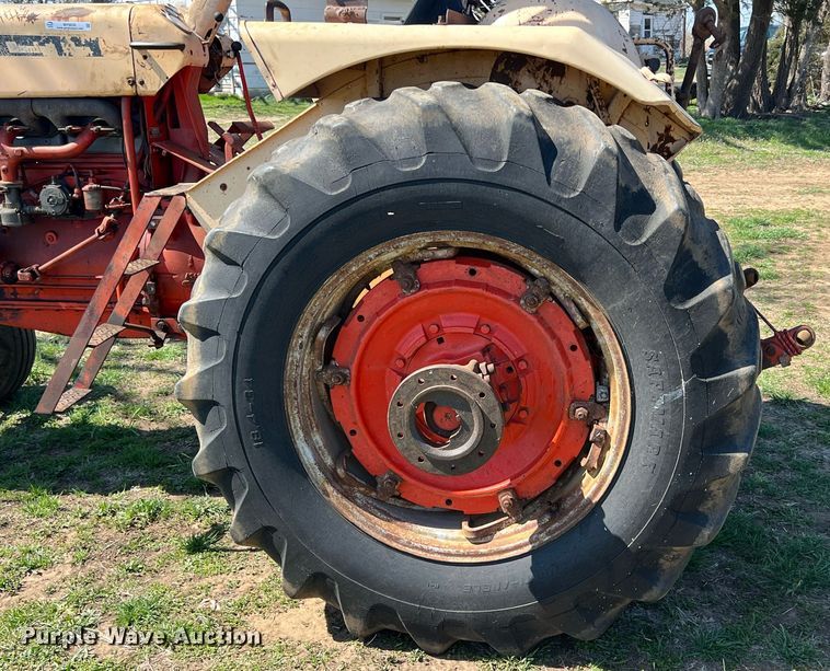 image for item MY9630 Case 941 Comfort King  tractor