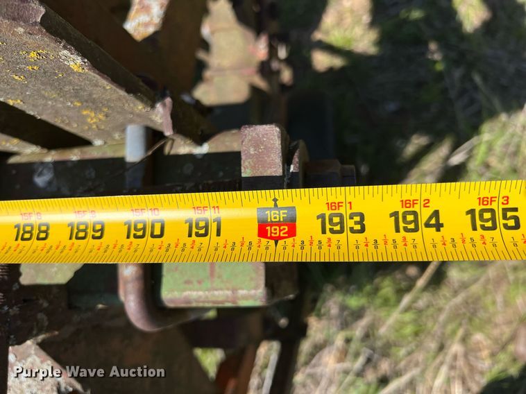 image for item MY9632 Row crop cultivator