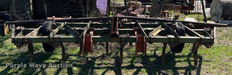 image for item MY9636 (2) chisels