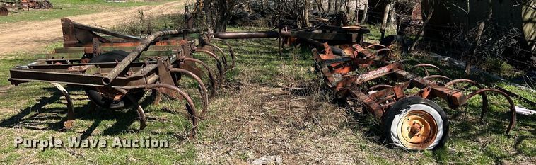 image for item MY9636 (2) chisels