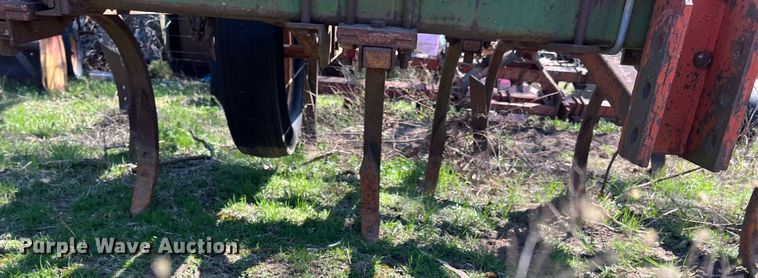 image for item MY9636 (2) chisels