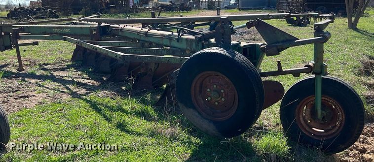 image for item MY9637 John Deere A1450  seven bottom plow