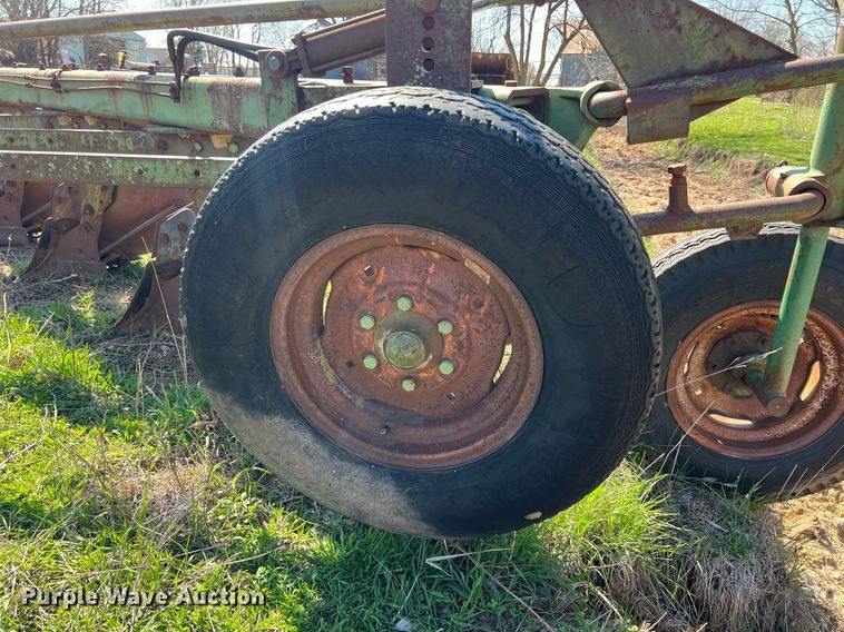 image for item MY9637 John Deere A1450  seven bottom plow