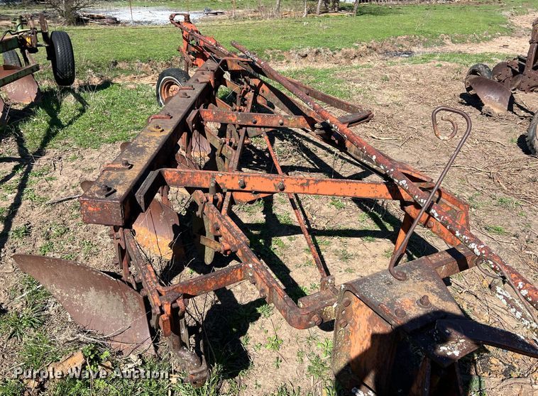 image for item MY9638 Five bottom plow
