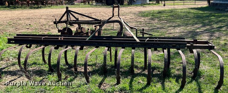 image for item MY9639 (2) pieces of tillage equipment