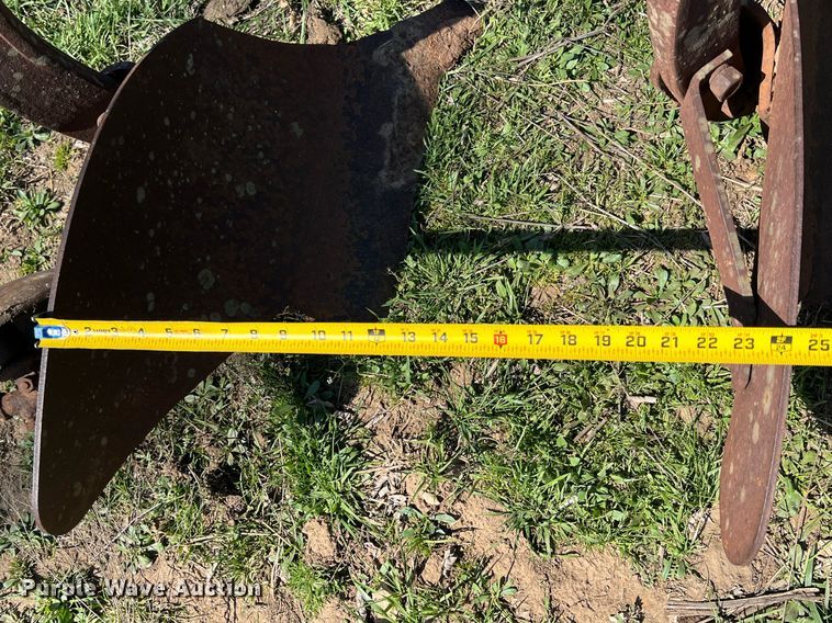 image for item MY9639 (2) pieces of tillage equipment