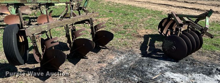 image for item MY9641 (2) pieces of tillage equipment