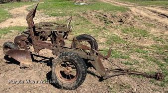 image for item MY9642 (2) pieces of tillage equipment