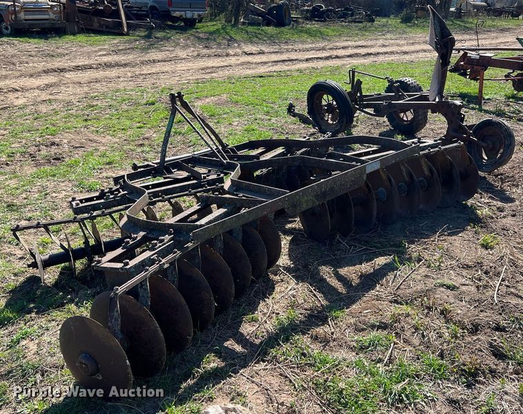 image for item MY9642 (2) pieces of tillage equipment