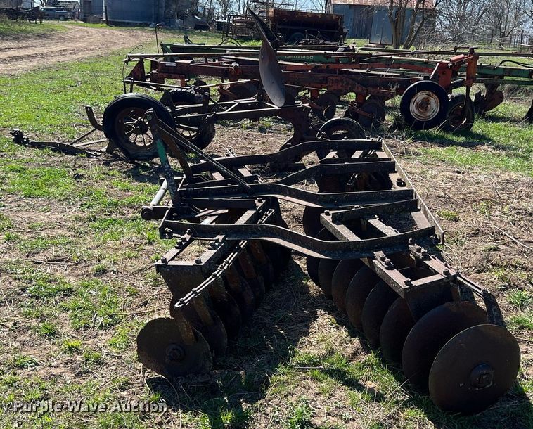image for item MY9642 (2) pieces of tillage equipment